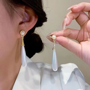 Elegant Pearl Drop Earrings – Long Teardrop Dangle with Gold Tone Accent‎ new